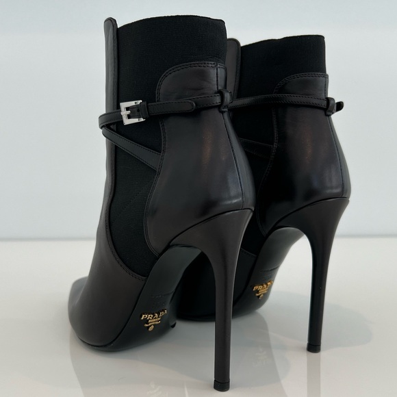 PRADA CALZATURE DONNA BLACK LEATHER BOOTS SIZE IT 37.5 / US 7.5 - Picture 14 of 17